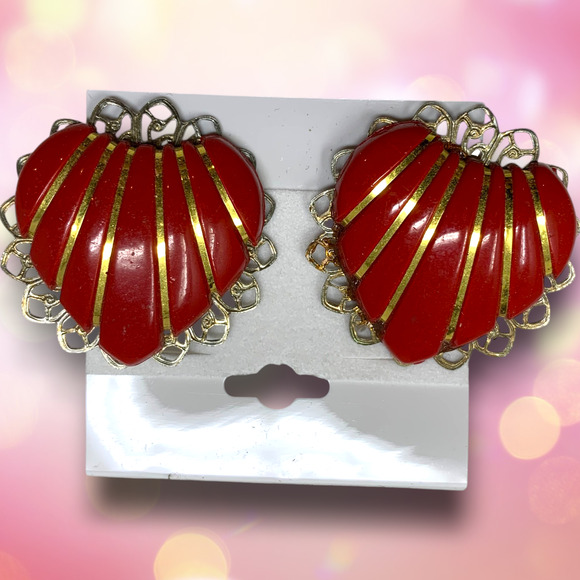 Vintage 1980's Gold Filigree Red Acrylic Heart Huge Earrings Clip On New Wave - Picture 5 of 5